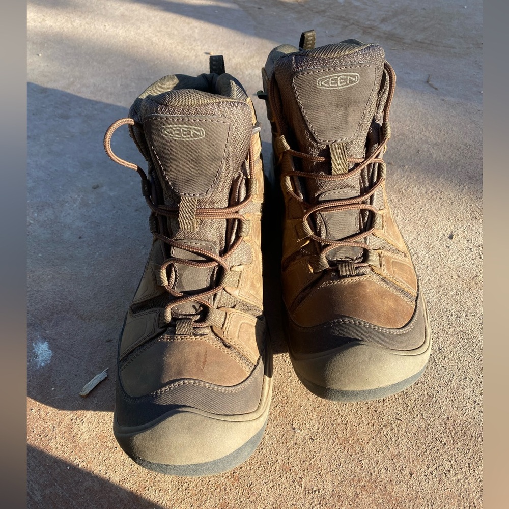 Men’s KEEN Circadia hiking boots US size 13
